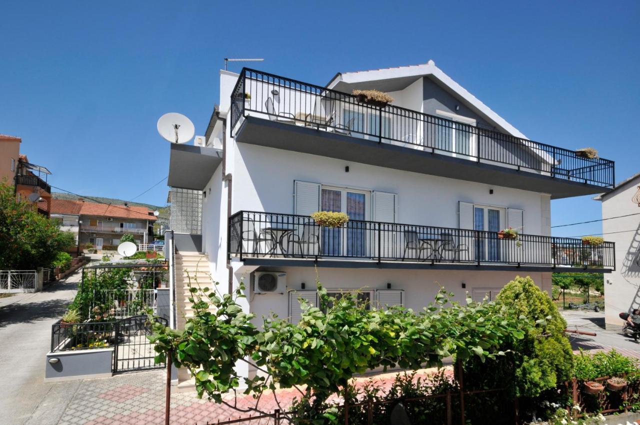 Apartments Roza Trogir Eksteriør bilde