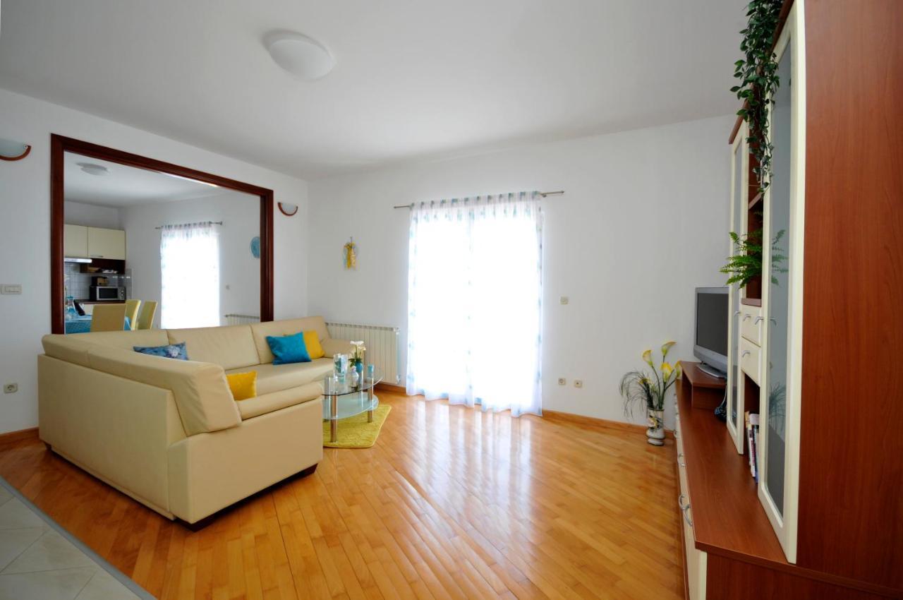 Apartments Roza Trogir Eksteriør bilde